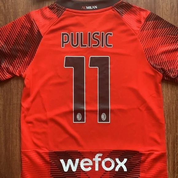 PULISIC AC MILAN Home Jersey 2023-24 Youth Kids Kit Small NWT - Picture 7 of 12